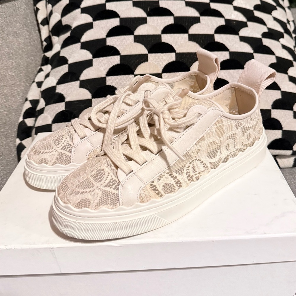 Chloe Cream Lace Low-Top Sneakers